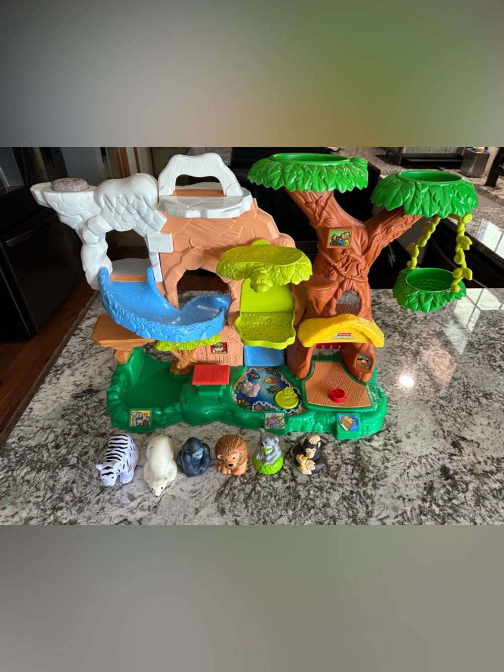 Fisher-Price Zoo Talkers Safari Adventure Playset - Green, Yellow, Brown
